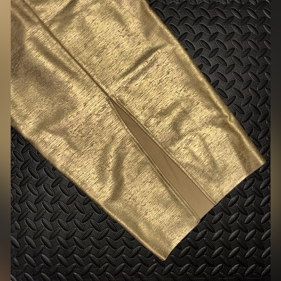 Gold metallic dress with mesh detail - Picture 7 of 7